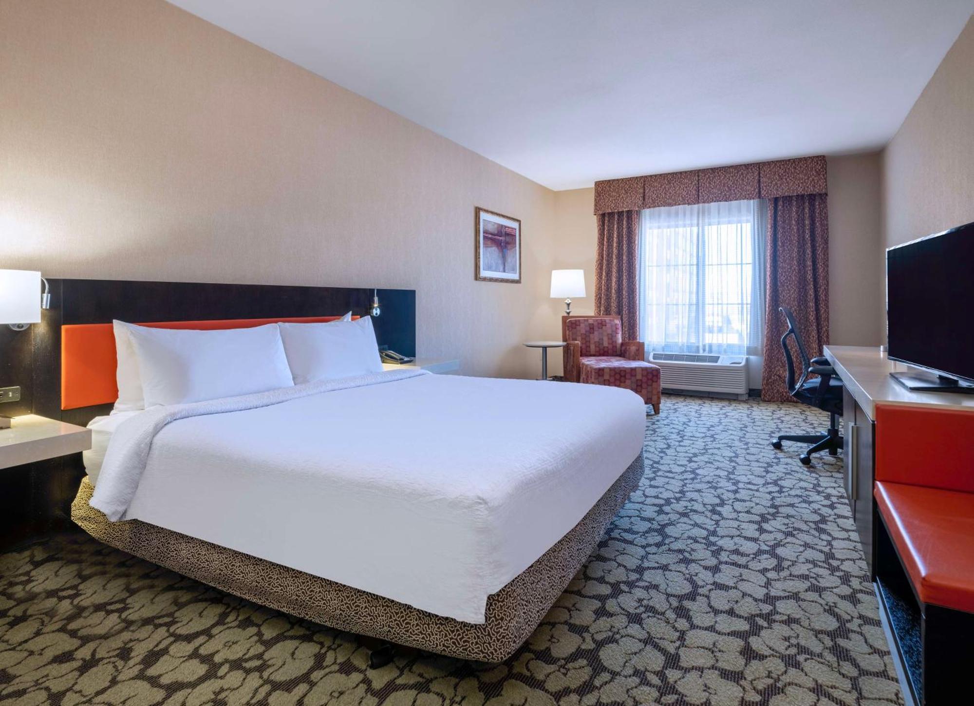 Hilton Garden Inn Las Vegas Strip South Exterior photo